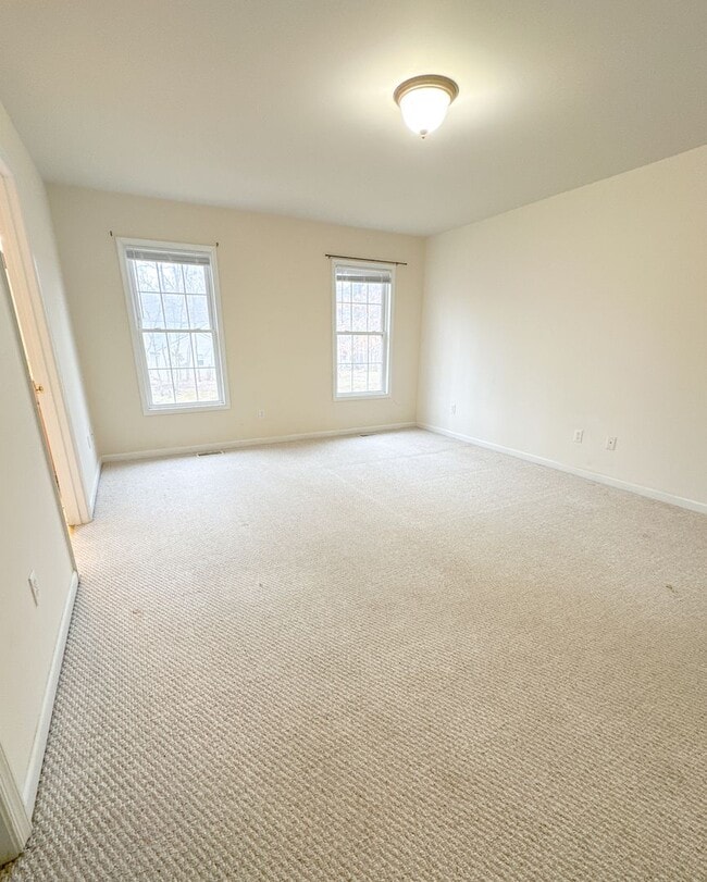 Building Photo - Beautiful 3bed 2 Bath Lake Monticello Rental