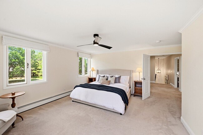Building Photo - Charming Updated Farmhouse with Incredible Mountain Vistas