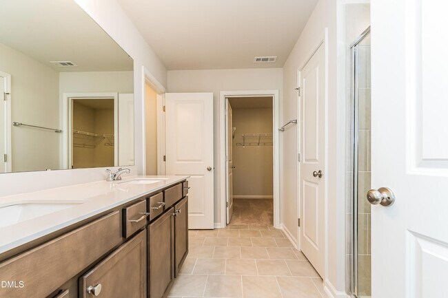 Building Photo - 73 Plantation Dr