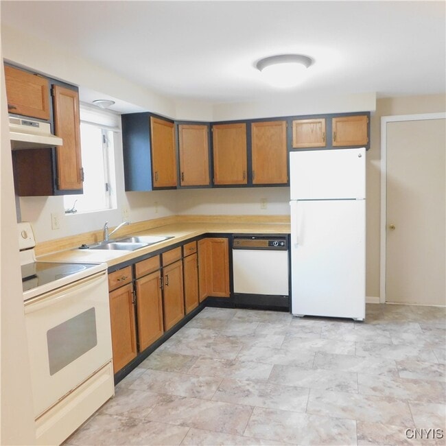 Building Photo - 8525 Sextant Dr