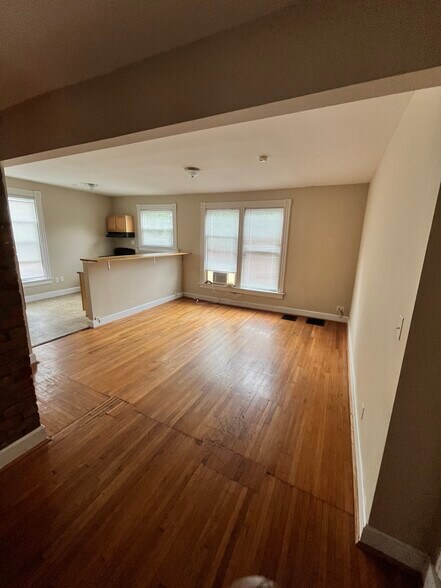 Building Photo - 5908 Cary Ave