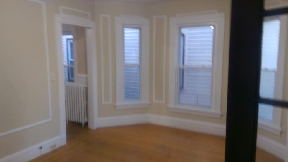 BEDROOM - 177 Davenport Ave