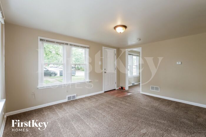Building Photo - 519 S Elmwood Ave
