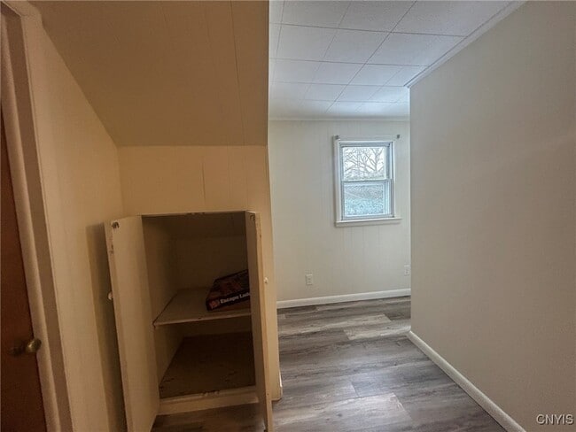 Building Photo - 3 Wills Dr