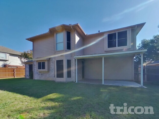 Building Photo - 2817 Laurel Hill Dr