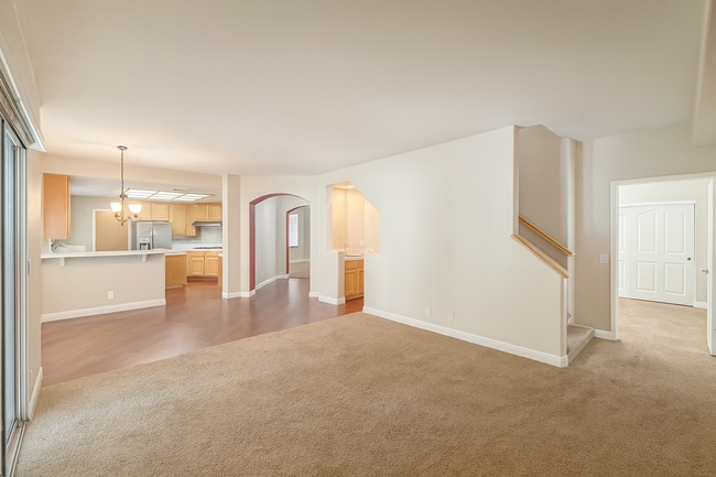 Building Photo - 4011 Dee Dee Ct