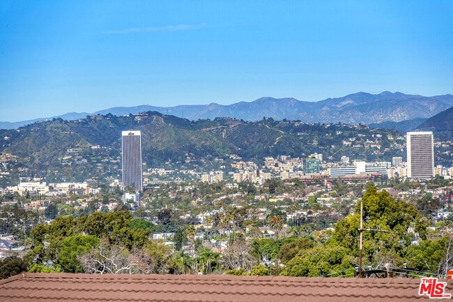 Building Photo - 5322 Weatherford Dr