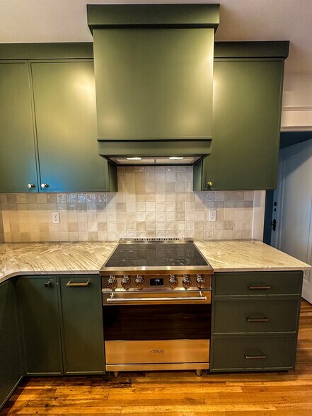 Induction oven - 299 Wellington Rd