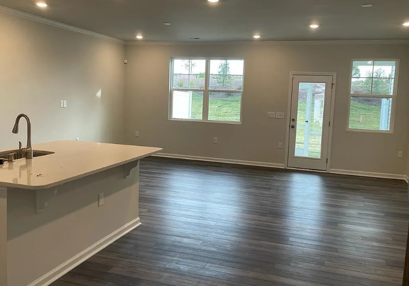 Building Photo - 5020 Tura St