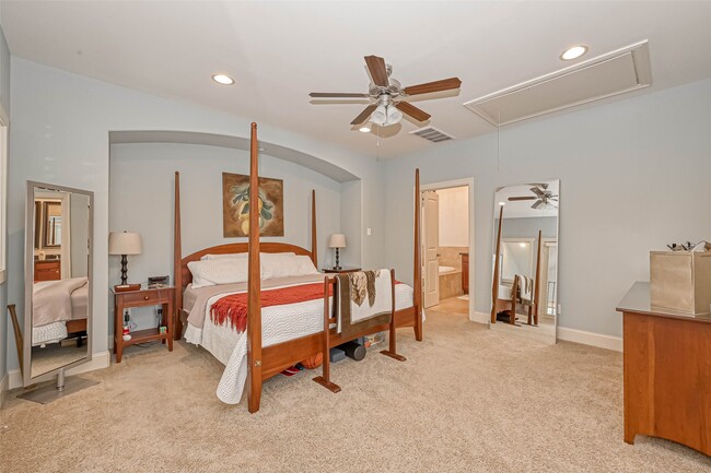 Building Photo - 1610 Ennis St