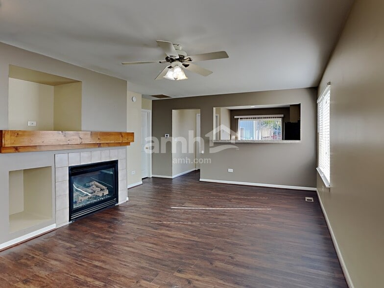 Building Photo - 2462 Mayfield Ct