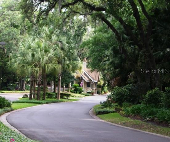 Building Photo - 205 Fairway Dr.