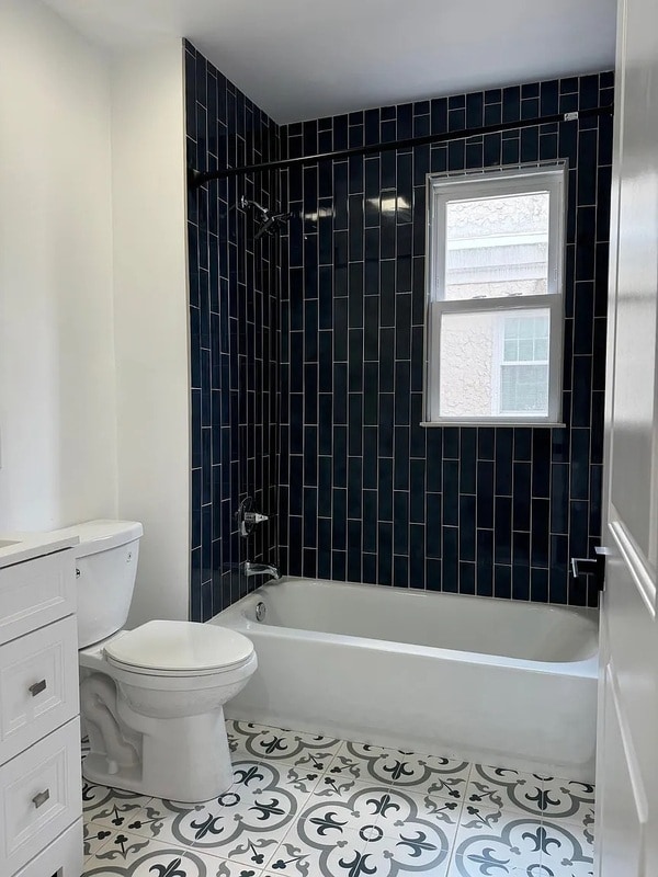 Building Photo - 6223 Wayne Ave