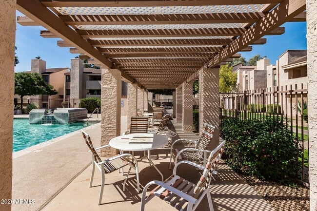 Building Photo - 7510 E Thomas Rd