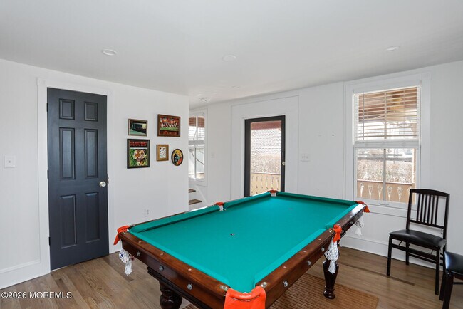 Building Photo - 64 Asbury Ave