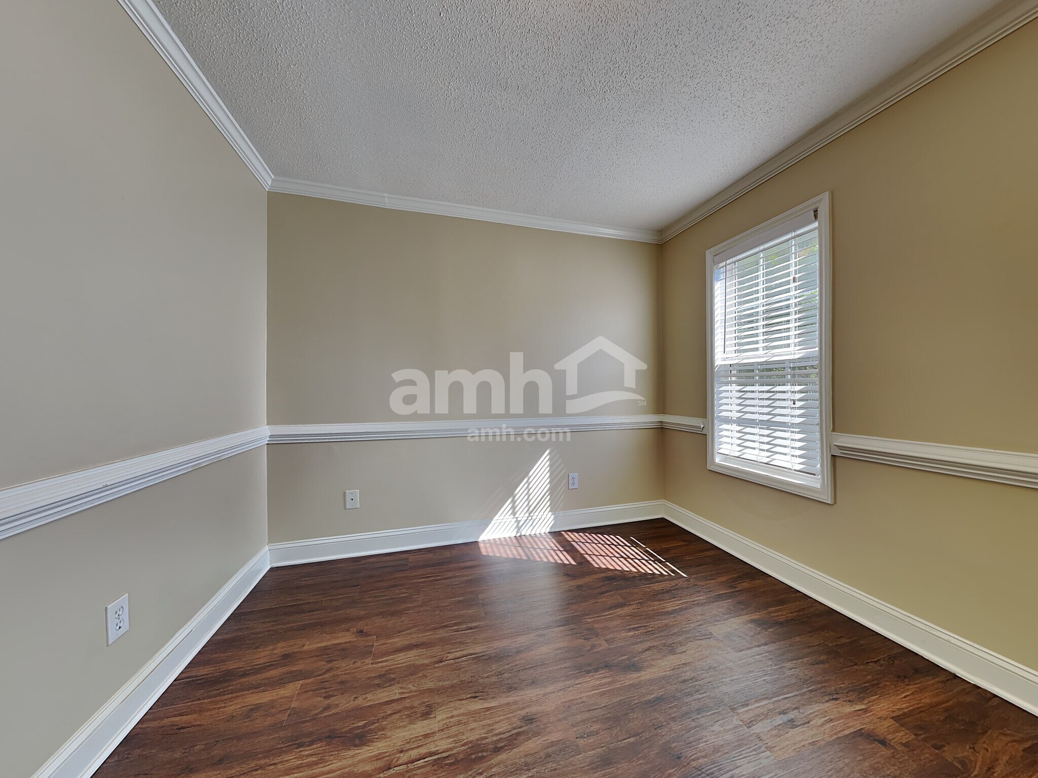 Building Photo - 6217 Highland Brook Dr