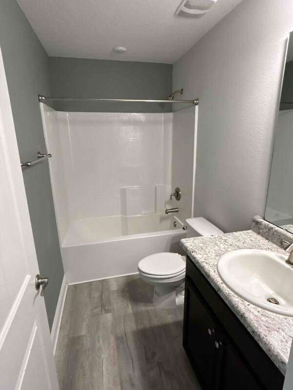 Building Photo - 5747 Periwinkle Ln