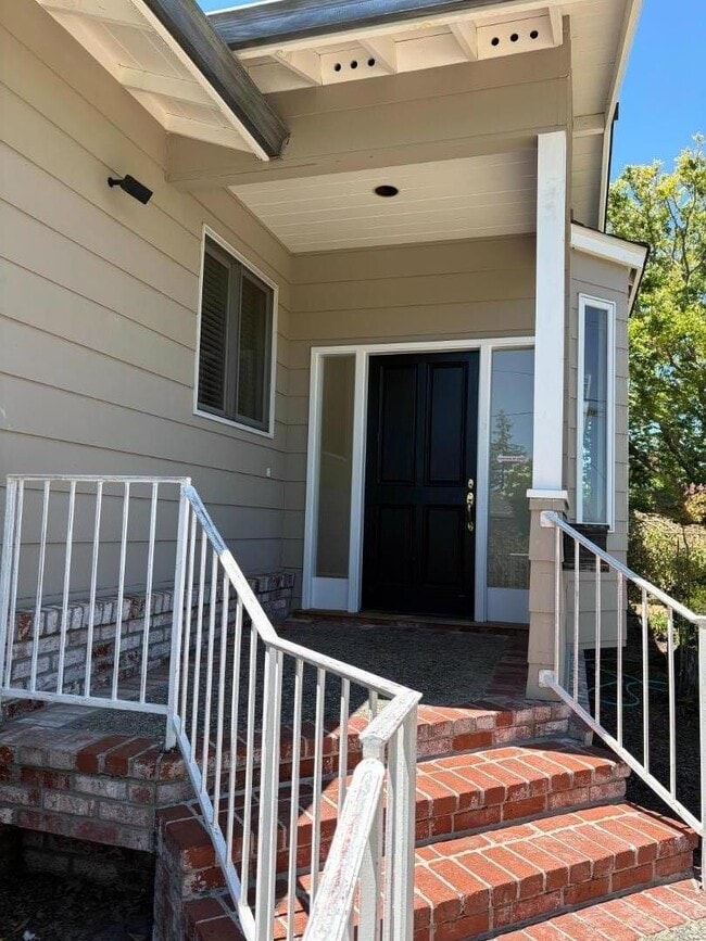 Building Photo - 1251 Bellair Way