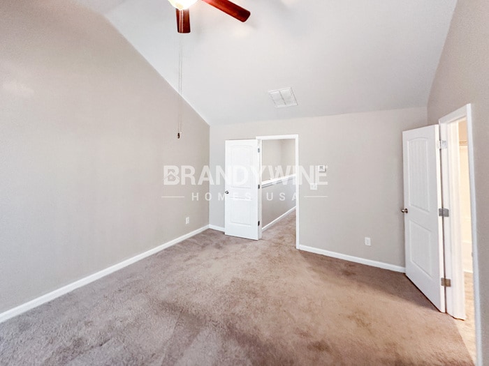 Building Photo - 1916 Old Dogwood