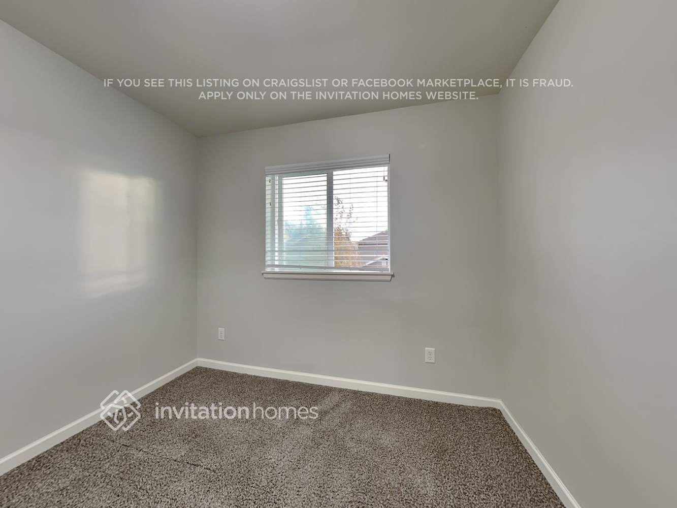 Building Photo - 3651 London Loop NE