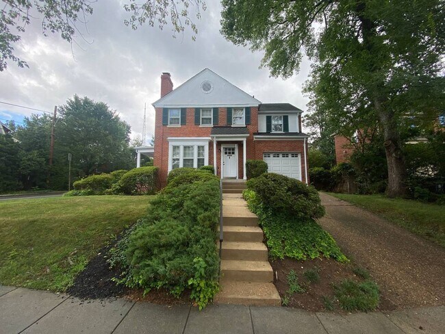Building Photo - 4509 43rd Pl NW