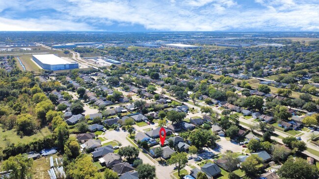 Building Photo - 3503 Nayland Rock Dr