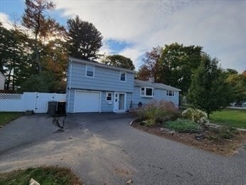 Building Photo - 5 Greenleaf Cir