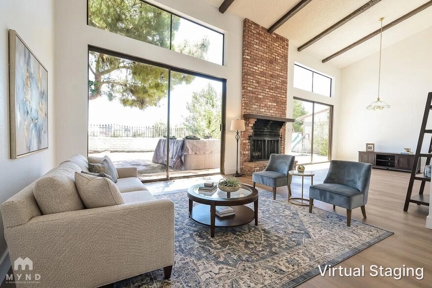Building Photo - 2413 Plaza Del Grande