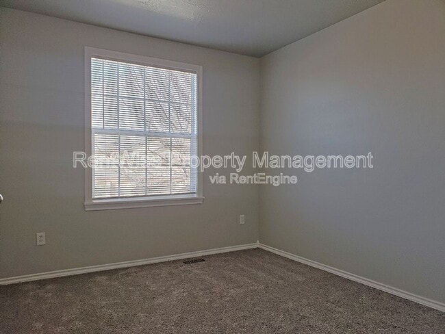 Building Photo - 5308 N Cortona Way