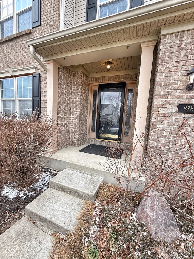 Building Photo - 878 Woodgate Ln