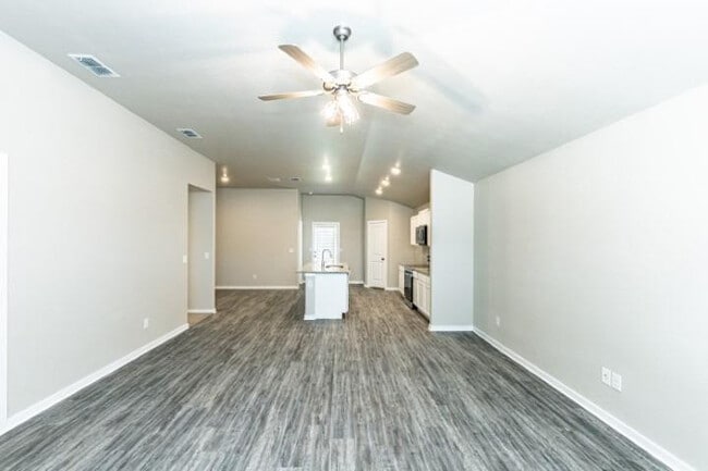 Building Photo - 13703 Sherman Ave