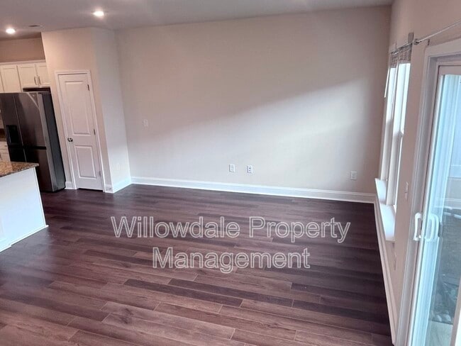 Building Photo - 125 Woodford Reserve Ct