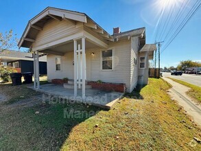 Building Photo - 2844 NW 14th St
