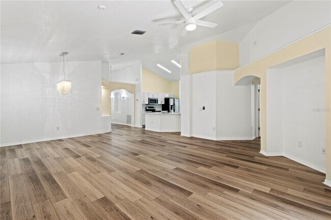 Building Photo - 10140 Somersby Dr