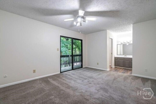 Building Photo - 108 Fernbanks Ct