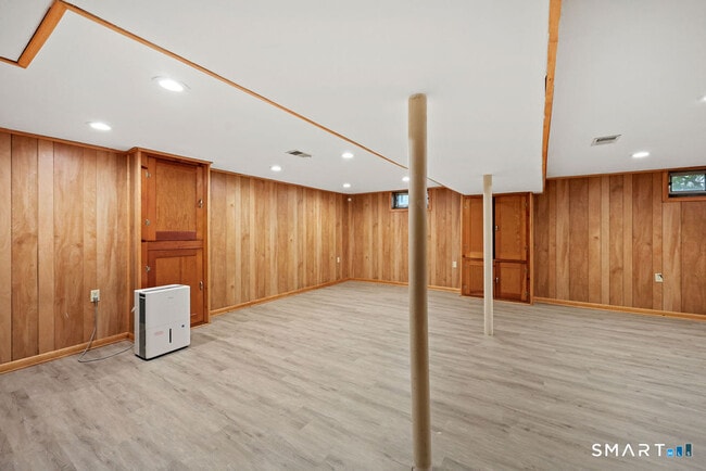 Building Photo - 125 Twin Brook Rd