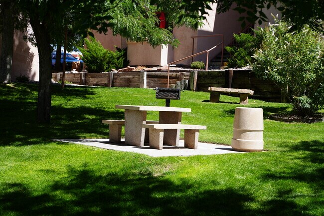 Building Photo - 2501 W Zia Rd