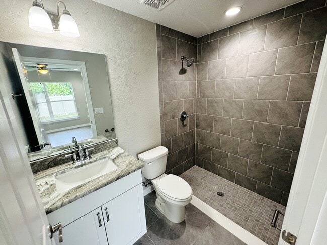 Building Photo - 6574 SE 108th Ln