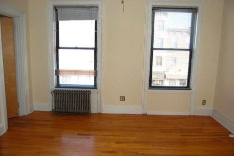 Building Photo - 504 Washington St