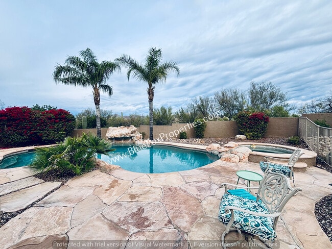 Building Photo - 732 W Burntwater Dr