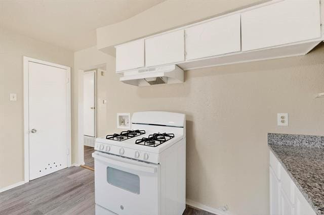 Building Photo - 310 Palm Oak Dr