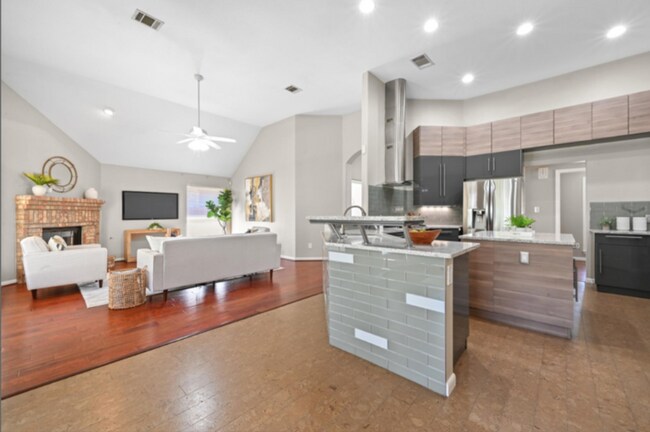 Building Photo - 905 Hunter's Creek Dr