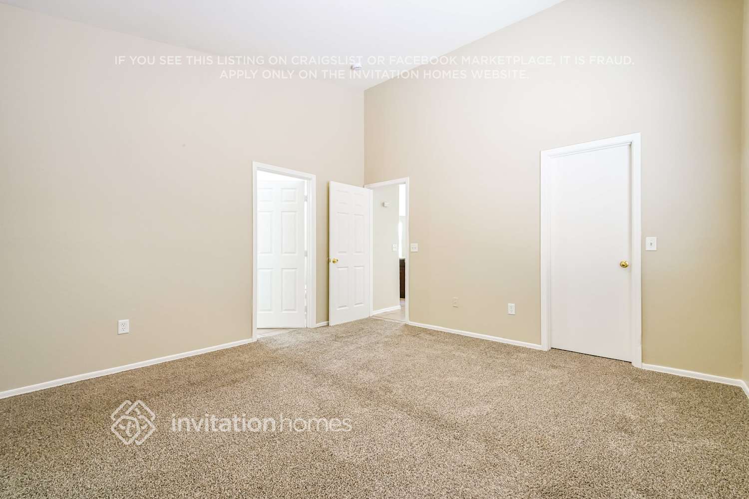 Building Photo - 7002 S 40th Ln