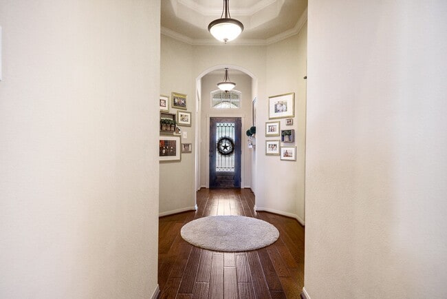 Building Photo - 2519 Kinsgate Forest Dr