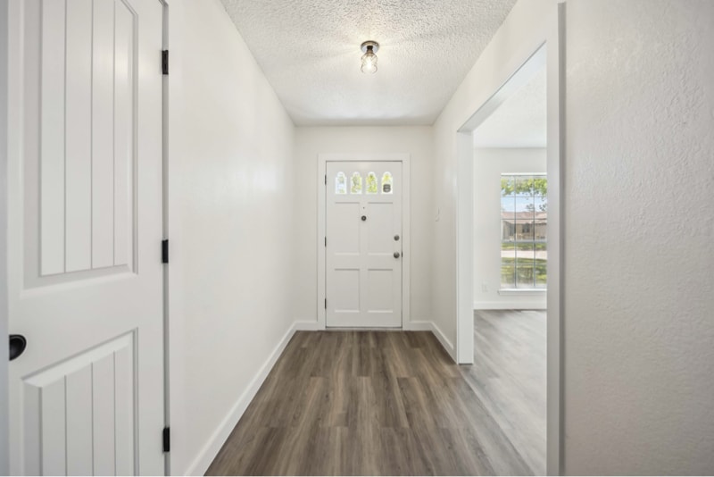 Building Photo - 12418 A Bar Dr