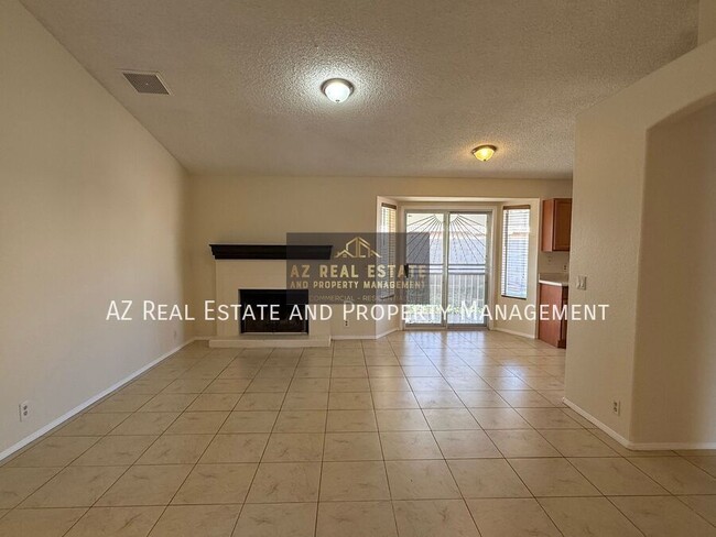 Building Photo - 8528 W Pershing Ave