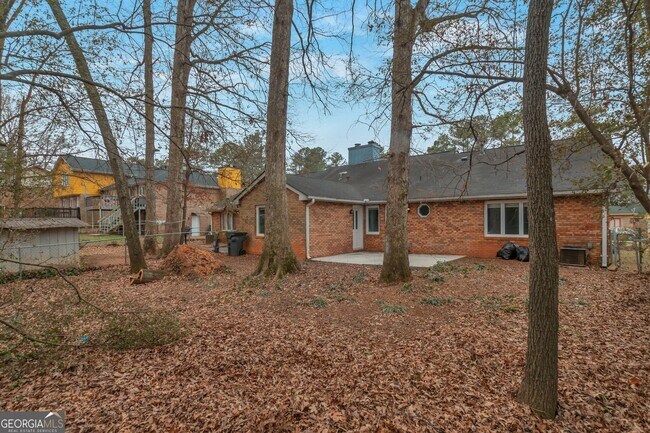 Building Photo - 2599 Fieldstone View Ln SE