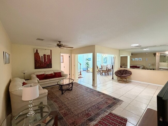Building Photo - 2570 Shadybranch Dr