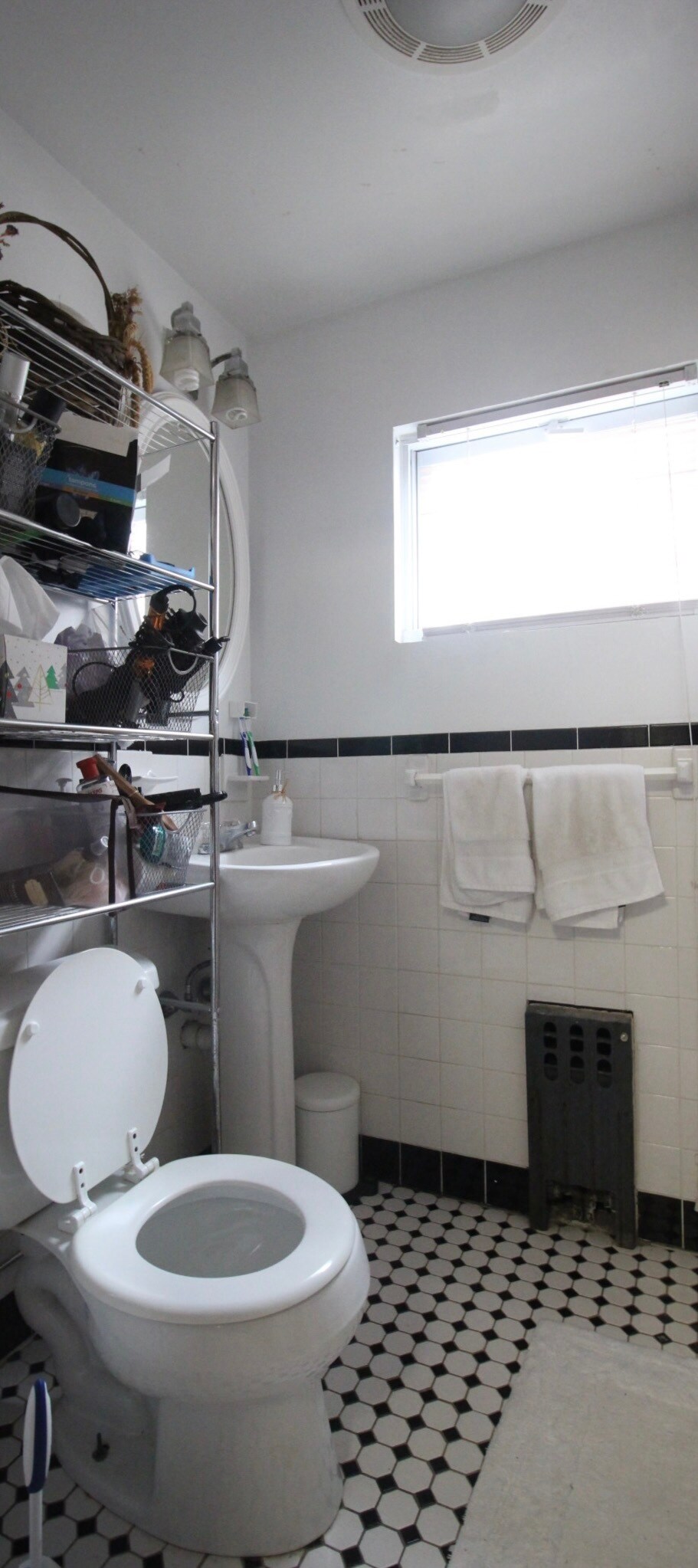 Building Photo - 25 Pratt St