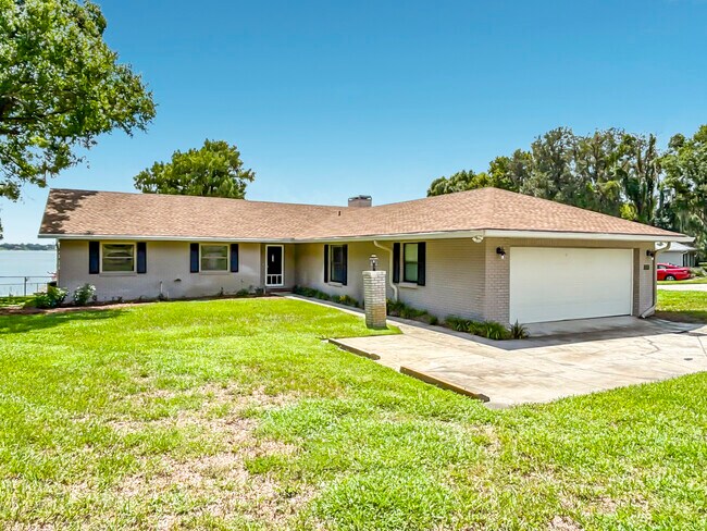 Building Photo - 2720 Crystal Beach Rd